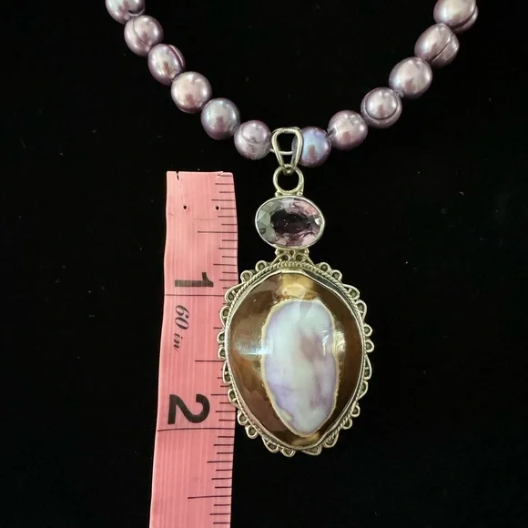 NWOT Purple Freshwater Pearl, Amethyst & Shell Necklace - Picture 6 of 8